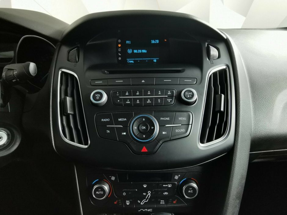Ford Focus 1.6 РКПП, 2017, 71 000 км фото 9