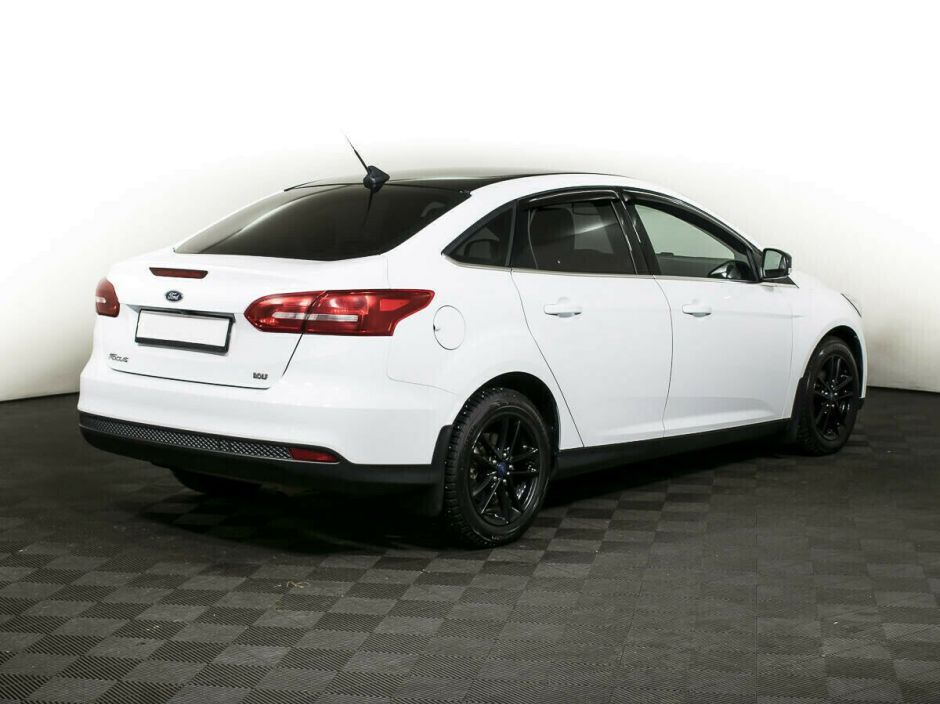 Ford Focus 1.6 РКПП, 2019, 48 000 км фото 2