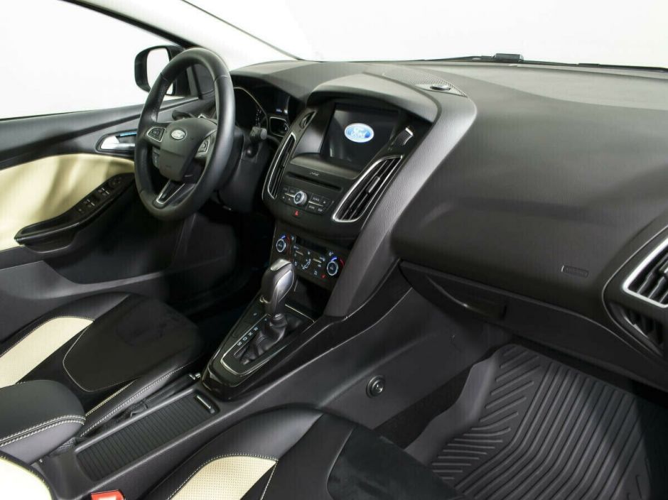 Ford Focus 1.6 РКПП, 2019, 48 000 км фото 11