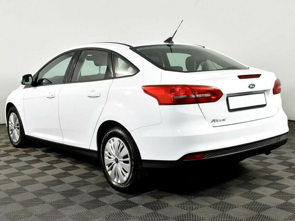 Ford Focus 1.6 РКПП, 2015, 109 000 км фото 4