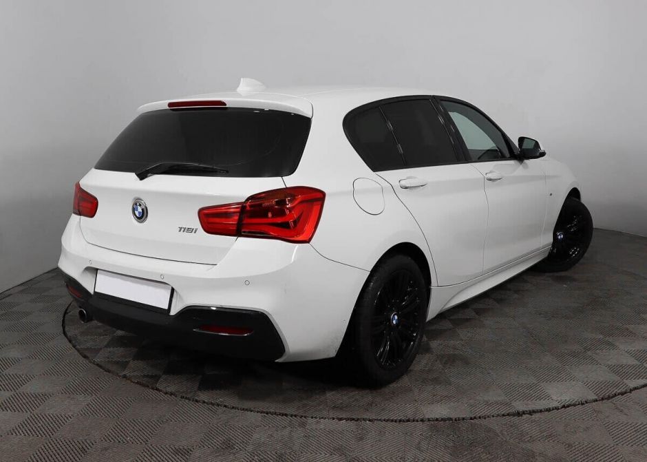 BMW 1 серии 1.6 АКПП, 2016, 87 000 км фото 2