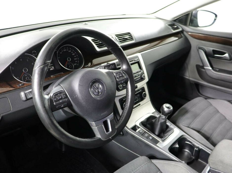 Volkswagen Passat CC 1.8 МКПП, 2011, 145 000 км фото 9