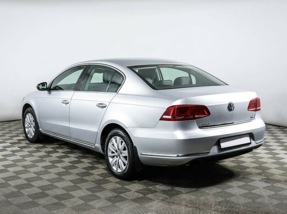 Volkswagen Passat 1.8 РКПП, 2011, 157 000 км фото 3