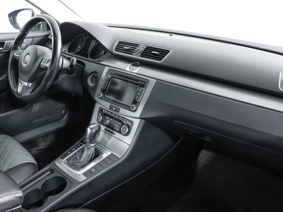 Volkswagen Passat 1.8 РКПП, 2011, 157 000 км фото 8