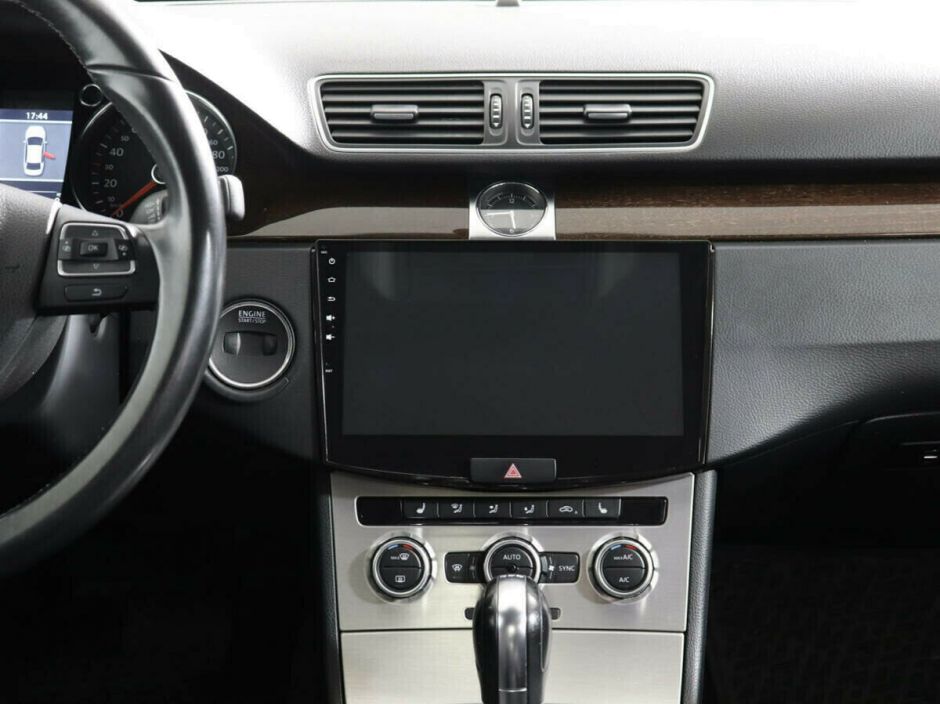 Volkswagen Passat 1.8 РКПП, 2013, 120 000 км фото 7