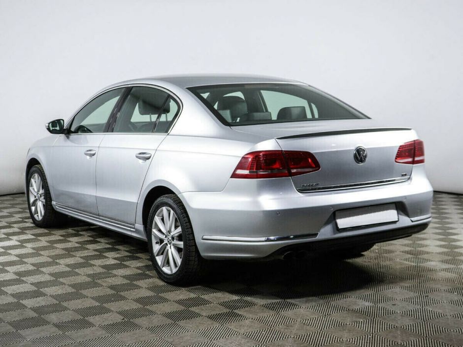 Volkswagen Passat 1.8 РКПП, 2014, 118 000 км фото 3