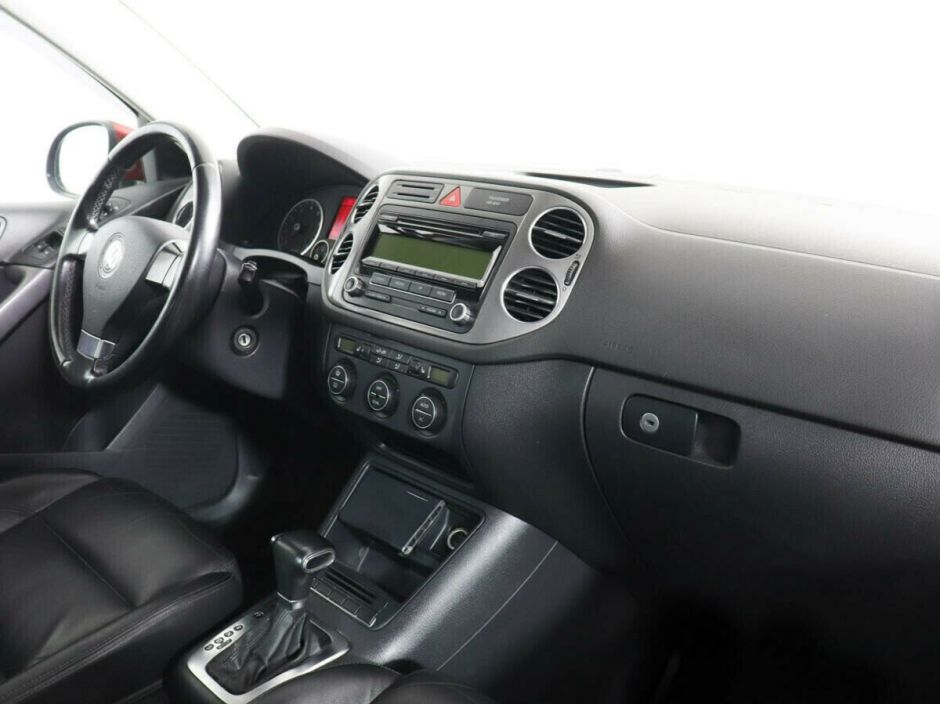 Volkswagen Tiguan 2.0 АКПП, 2009, 172 000 км фото 5