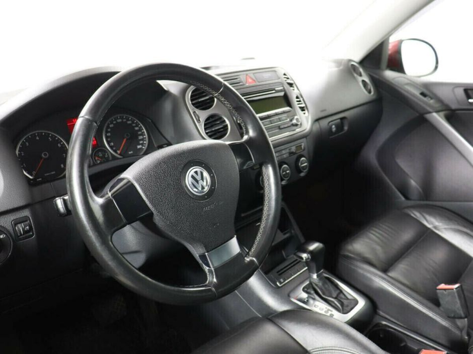 Volkswagen Tiguan 2.0 АКПП, 2009, 172 000 км фото 9