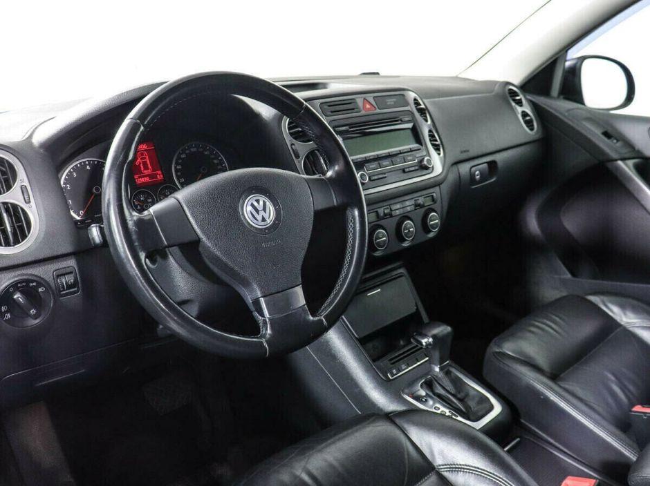 Volkswagen Tiguan 2.0 АКПП, 2009, 174 000 км фото 8