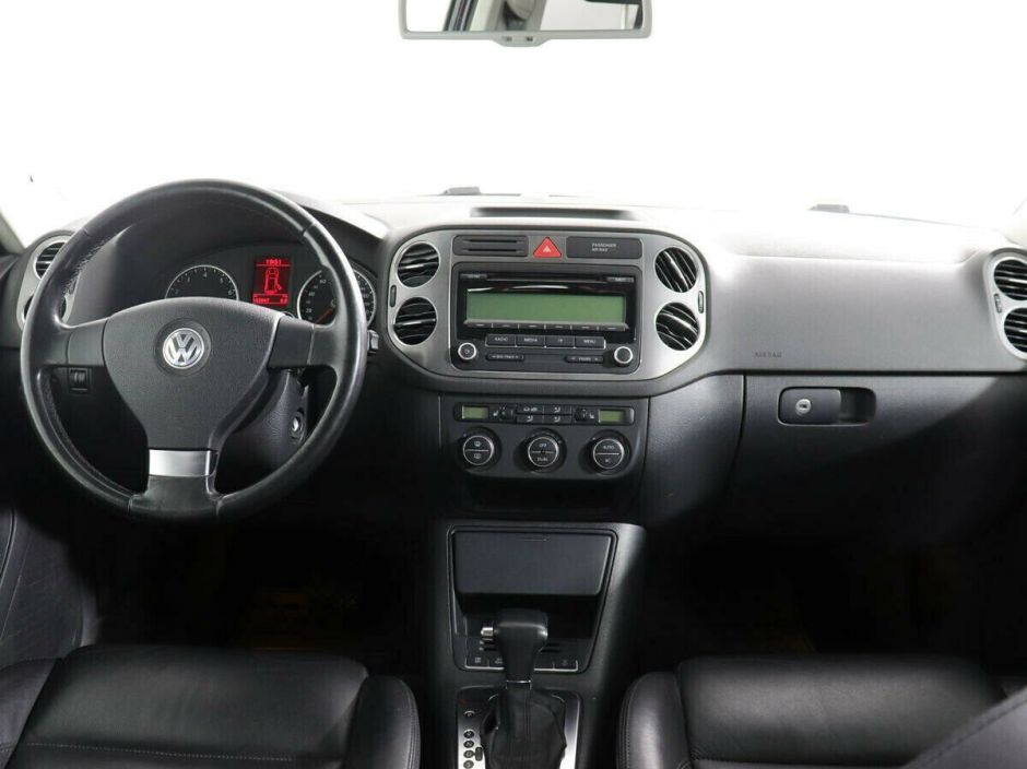 Volkswagen Tiguan 2.0 АКПП, 2009, 176 000 км фото 9