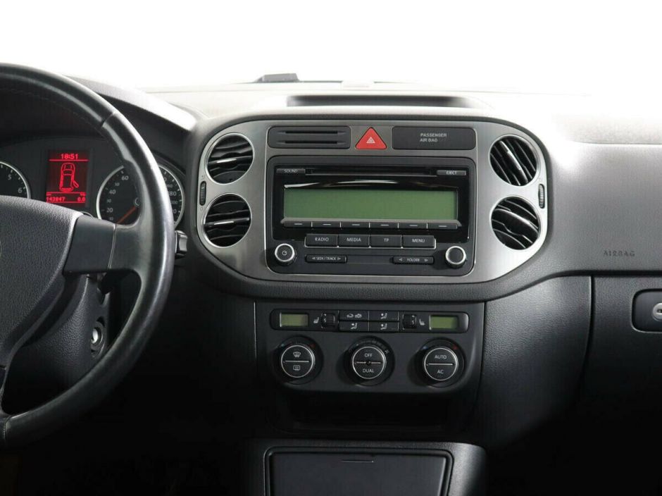 Volkswagen Tiguan 2.0 АКПП, 2009, 176 000 км фото 10