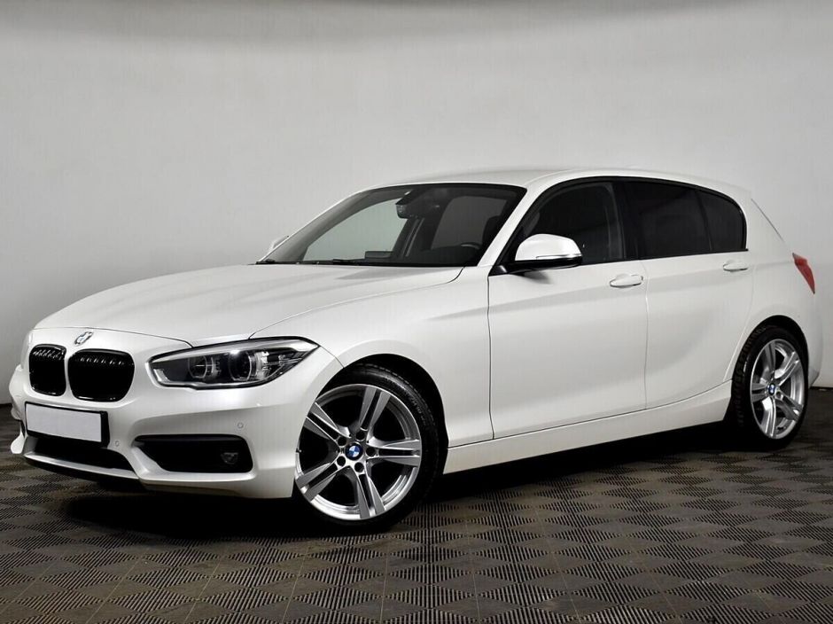 BMW 1 серии 1.5 АКПП, 2017, 77 000 км фото 1