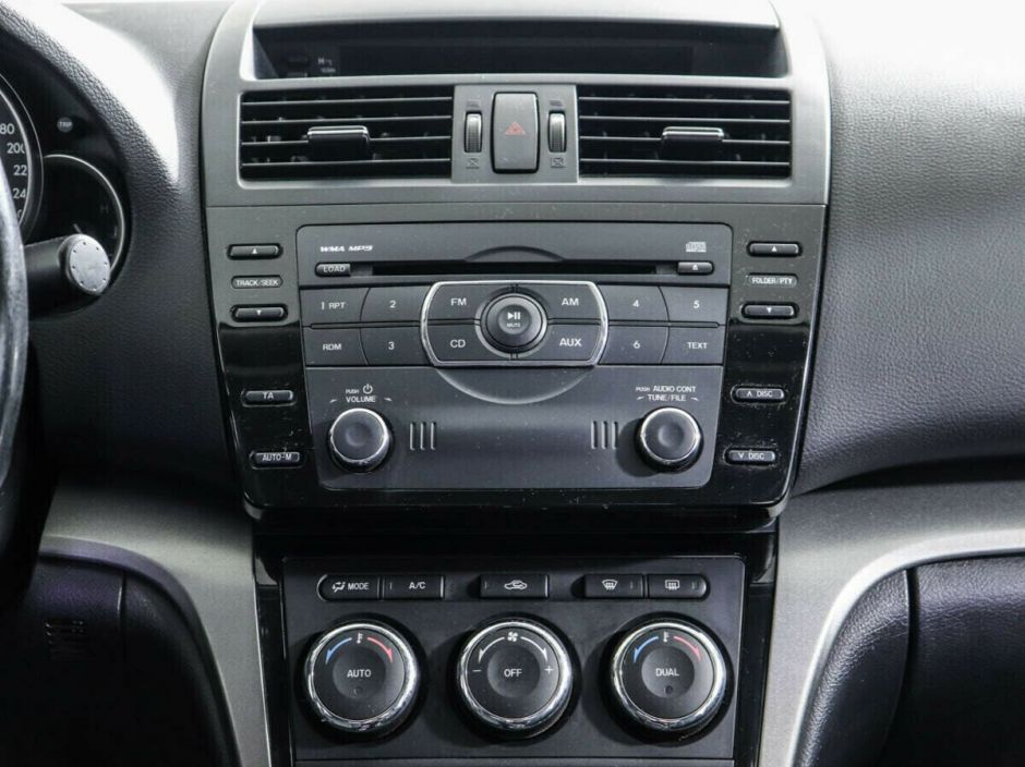 Mazda 6 1.8 МКПП, 2011, 144 000 км фото 8