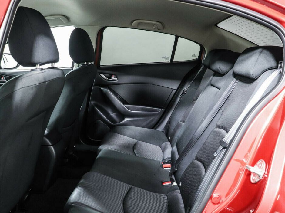Mazda 3 1.5 АКПП, 2015, 95 000 км фото 10