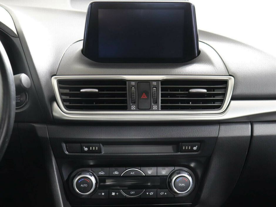 Mazda 3 1.5 АКПП, 2017, 82 000 км фото 5