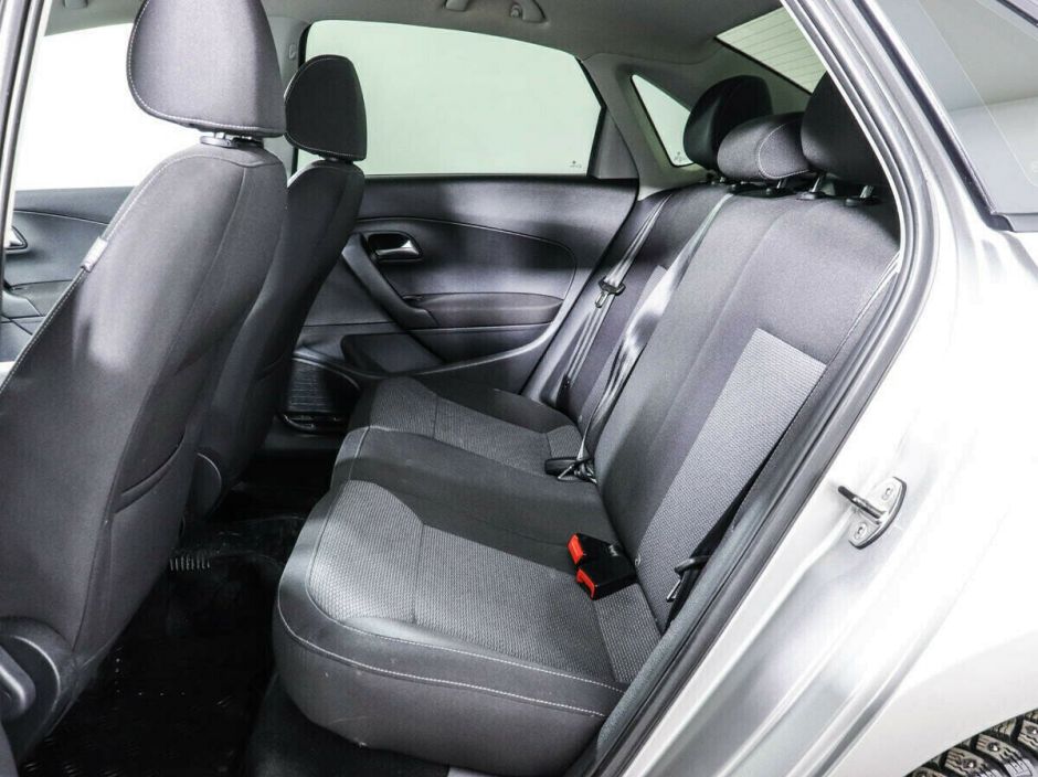 Volkswagen Polo 1.6 МКПП, 2019, 54 000 км фото 8