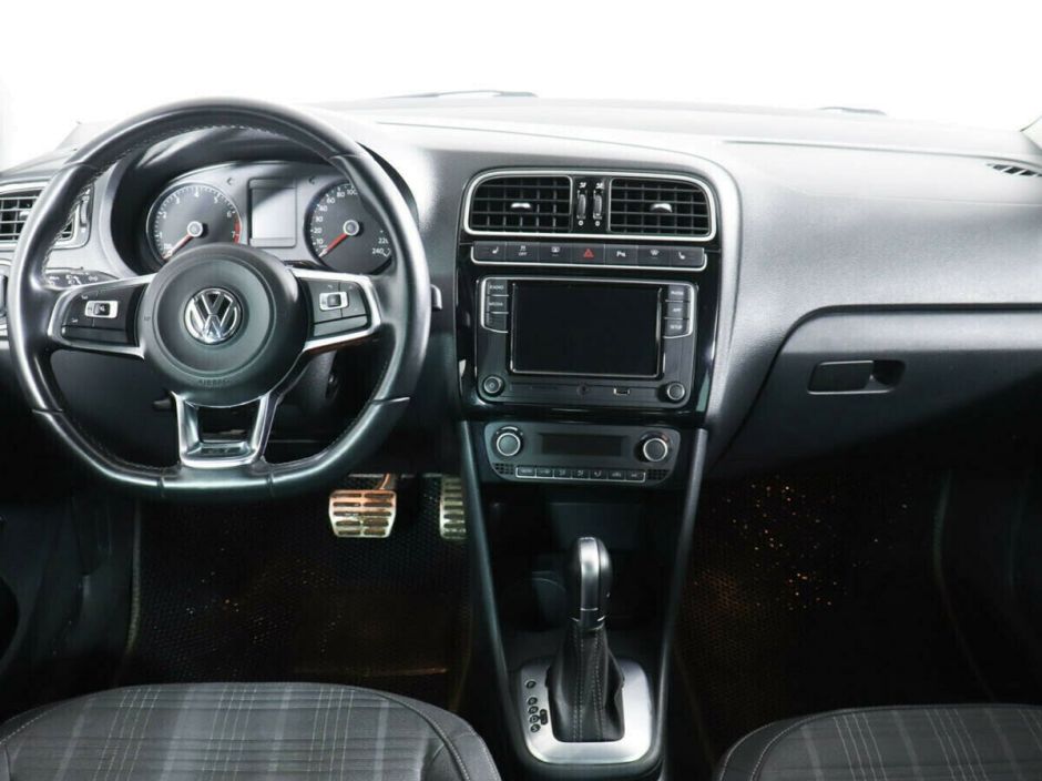 Volkswagen Polo 1.4 РКПП, 2017, 84 000 км фото 5