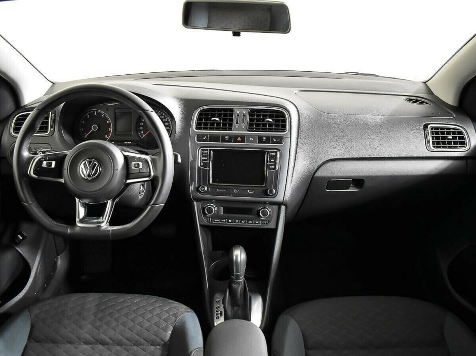 Volkswagen Polo 1.6 АКПП, 2018, 60 000 км фото 7