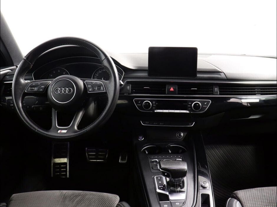 Audi A4 2.0 РКПП, 2016, 87 000 км фото 5