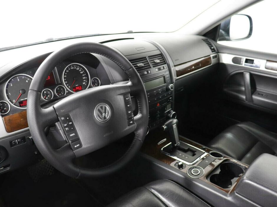 Volkswagen Touareg 2.5 АКПП, 2008, 185 000 км фото 7