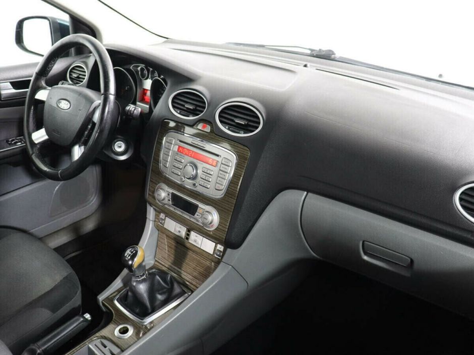 Ford Focus 1.6 МКПП, 2010, 165 000 км фото 6