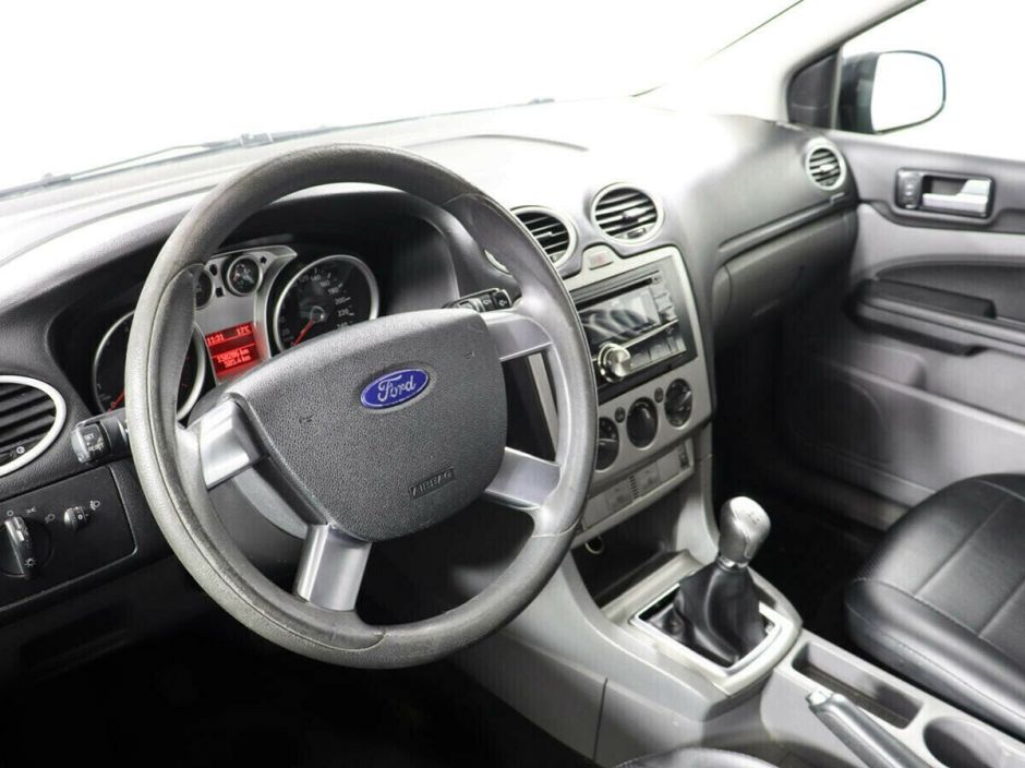 Ford Focus 1.6 МКПП, 2011, 154 000 км фото 7