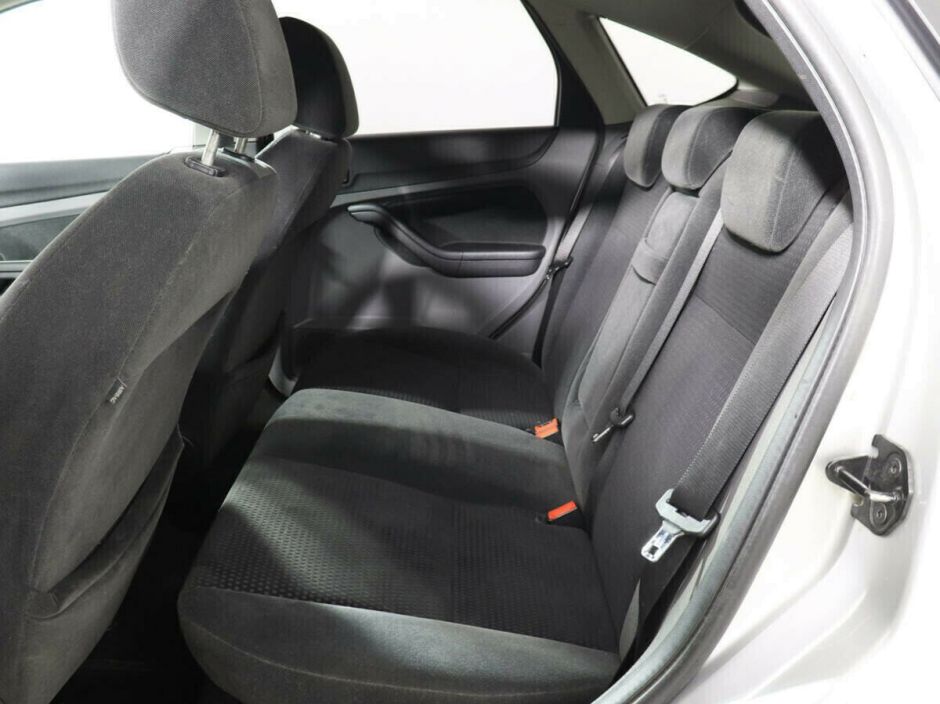 Ford Focus 1.8 МКПП, 2010, 169 000 км фото 8