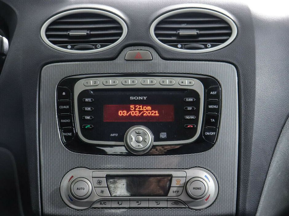 Ford Focus 1.6 АКПП, 2010, 165 000 км фото 8