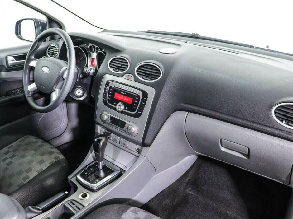 Ford Focus 2.0 АКПП, 2010, 155 000 км фото 5