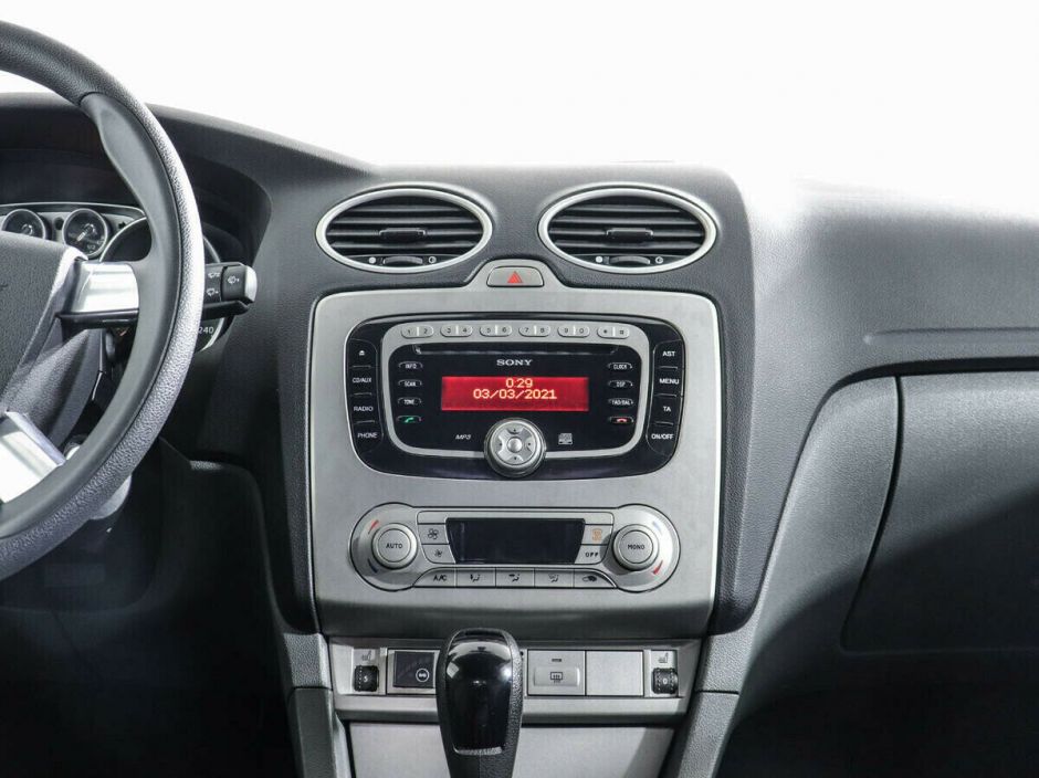 Ford Focus 2.0 АКПП, 2010, 155 000 км фото 9