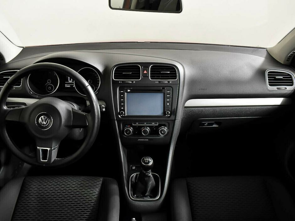 Volkswagen Golf 1.6 МКПП, 2012, 133 000 км фото 5