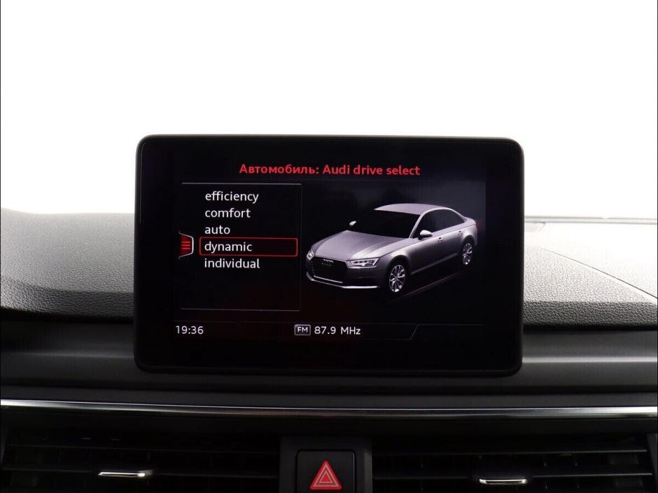 Audi A4 2.0 РКПП, 2019, 60 000 км фото 6