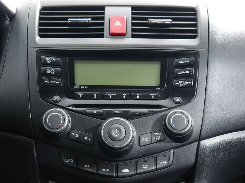 Honda Accord 2.0 МКПП, 2007, 204 000 км фото 9