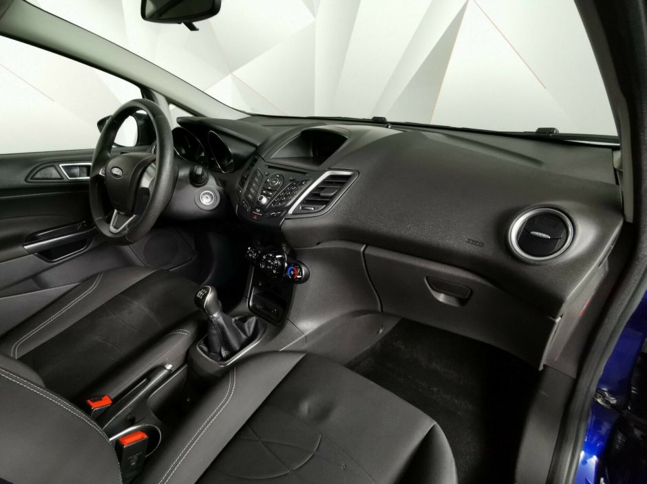 Ford Fiesta 1.6 МКПП, 2017, 74 000 км фото 6