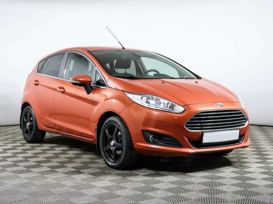 Ford Fiesta 1.6 РКПП, 2015, 110 000 км фото 2