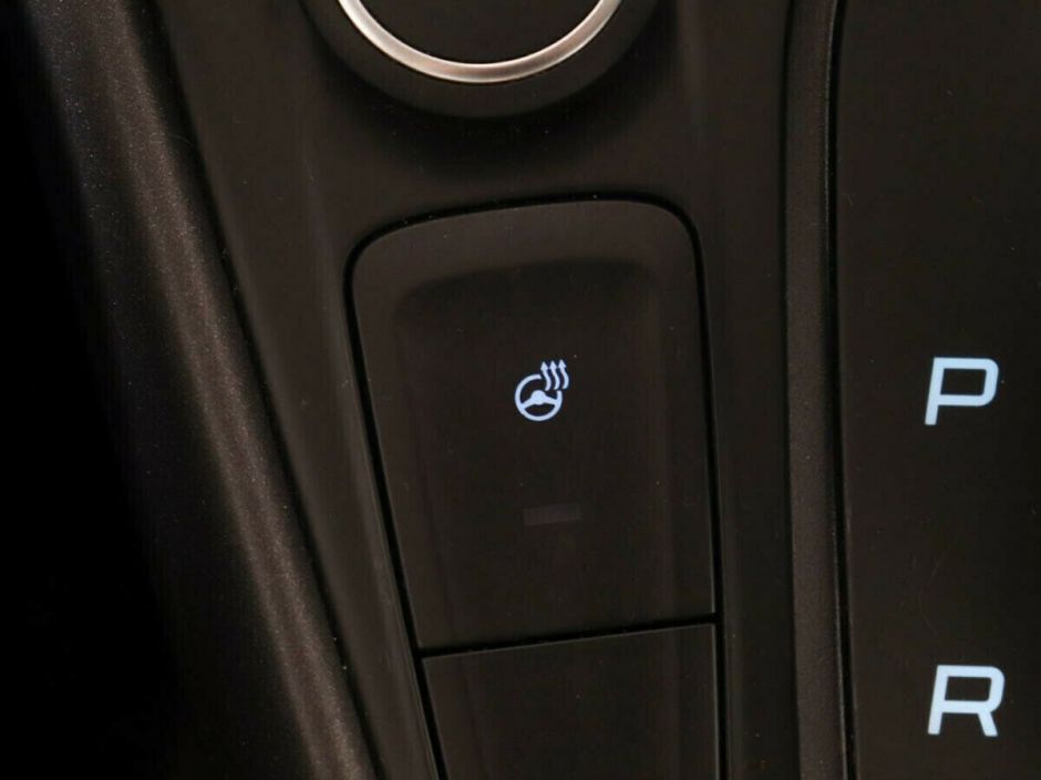 Ford Focus 1.6 РКПП, 2018, 71 000 км фото 2