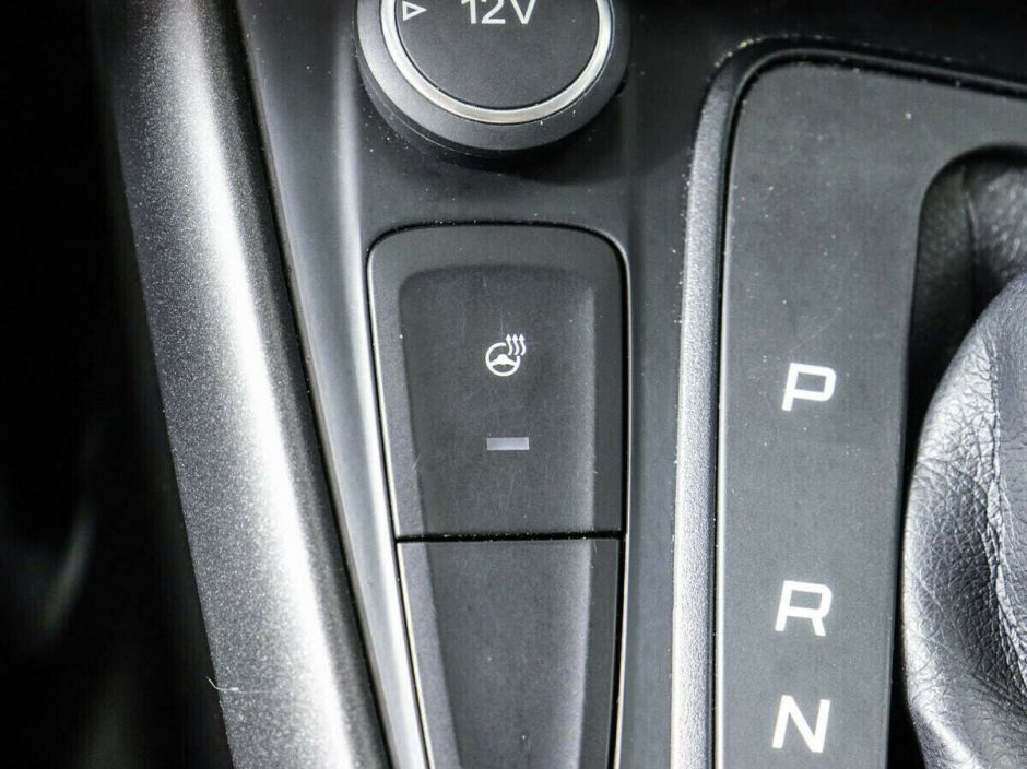 Ford Focus 1.6 РКПП, 2018, 71 000 км фото 6