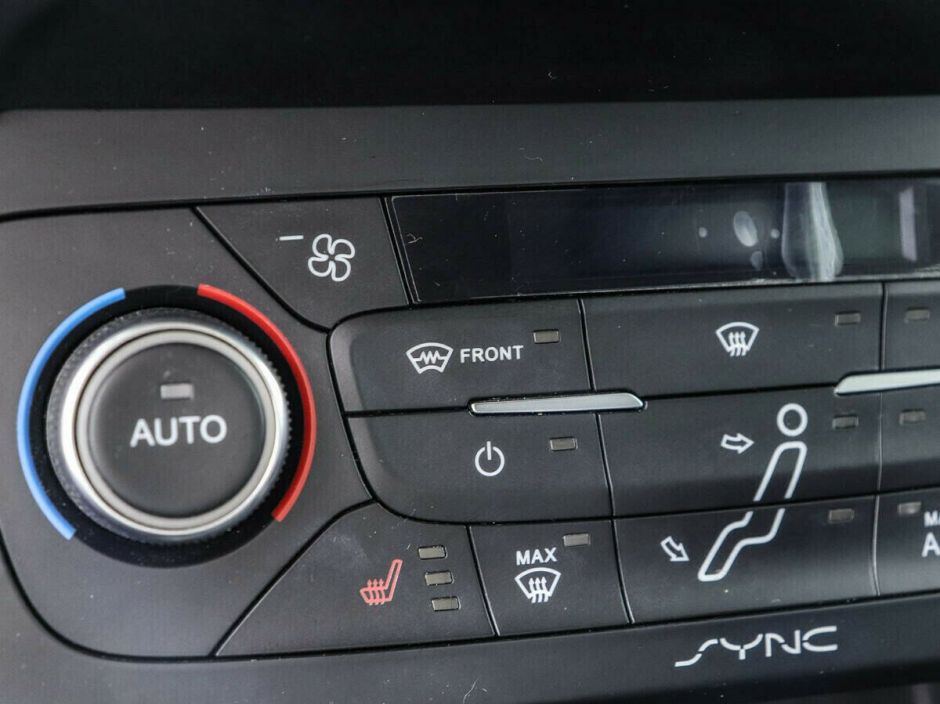 Ford Focus 1.6 РКПП, 2018, 71 000 км фото 7