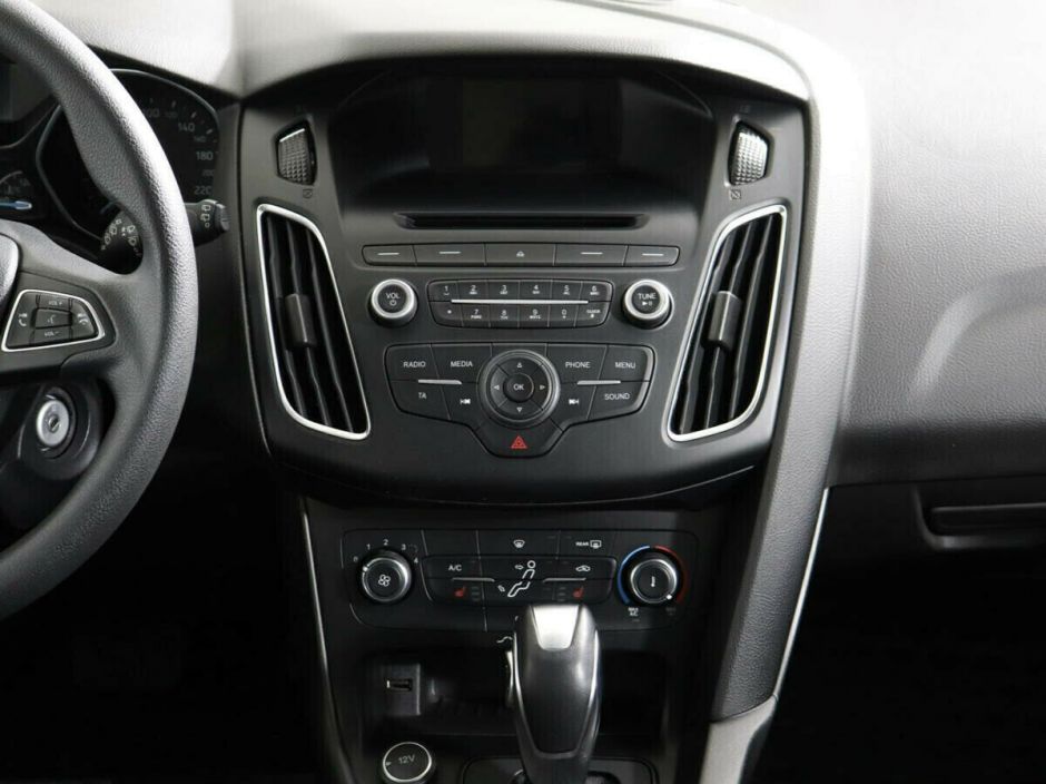 Ford Focus 1.6 РКПП, 2016, 97 000 км фото 7