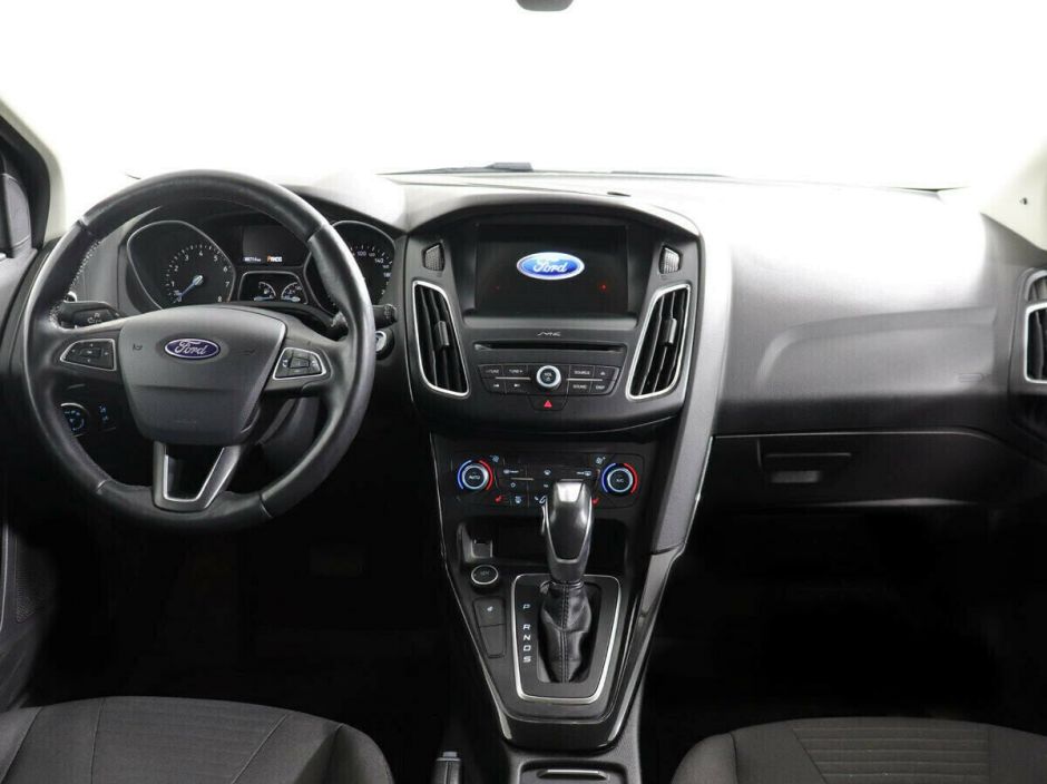 Ford Focus 1.6 РКПП, 2019, 48 000 км фото 5