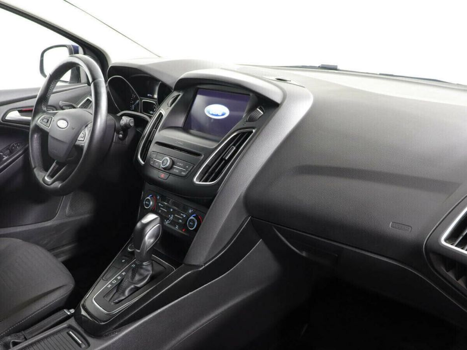 Ford Focus 1.6 РКПП, 2019, 48 000 км фото 10