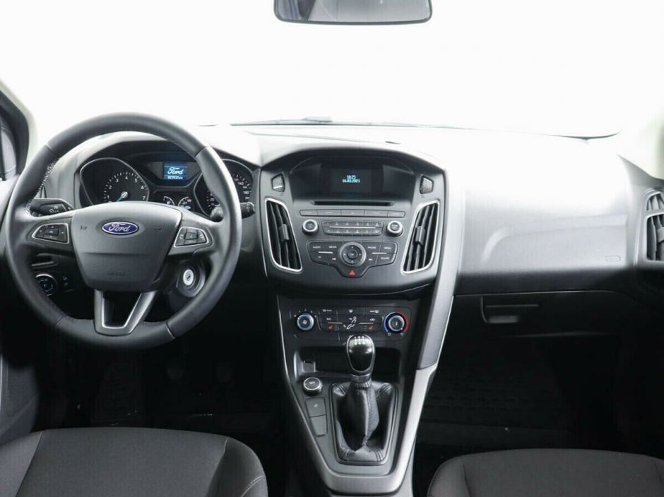 Ford Focus 1.6 МКПП, 2016, 88 000 км фото 9