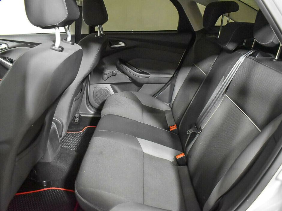 Ford Focus 1.6 МКПП, 2014, 114 000 км фото 8