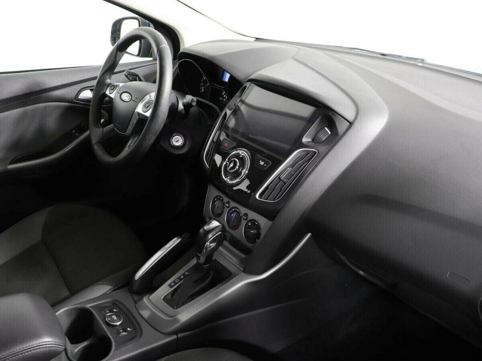 Ford Focus 1.6 РКПП, 2012, 137 000 км фото 6