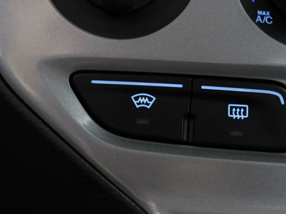 Ford Focus 1.6 РКПП, 2012, 137 000 км фото 7