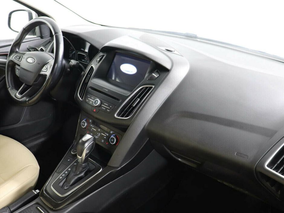 Ford Focus 1.6 РКПП, 2016, 88 000 км фото 8