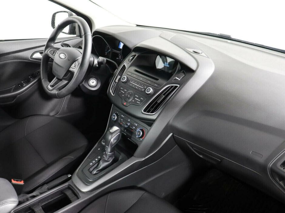 Ford Focus 1.6 РКПП, 2018, 62 000 км фото 8