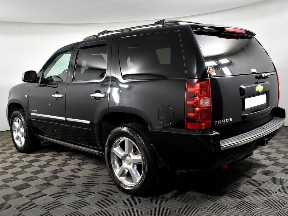 Chevrolet Tahoe 5.3 АКПП, 2013, 134 000 км фото 4