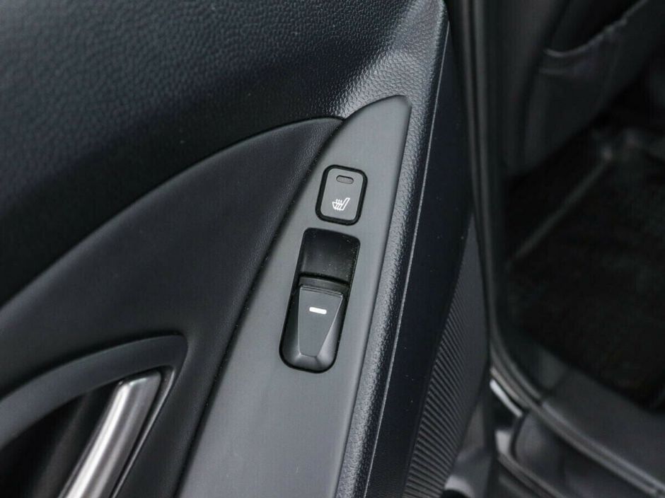 Hyundai ix35 2.0 АКПП, 2013, 121 000 км фото 8