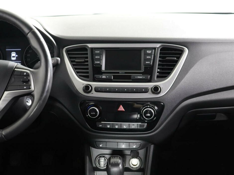 Hyundai Solaris 1.6 МКПП, 2018, 62 000 км фото 8